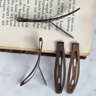 Hårspænder Mat Brown - 4 stk.