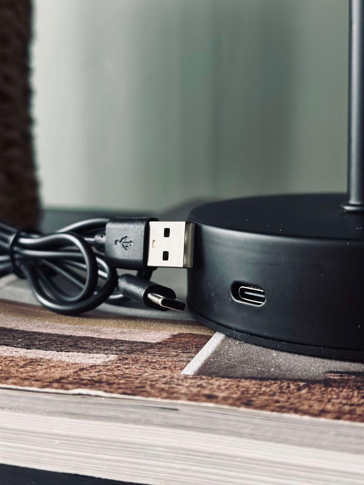 Bordlampe med touch - Sort