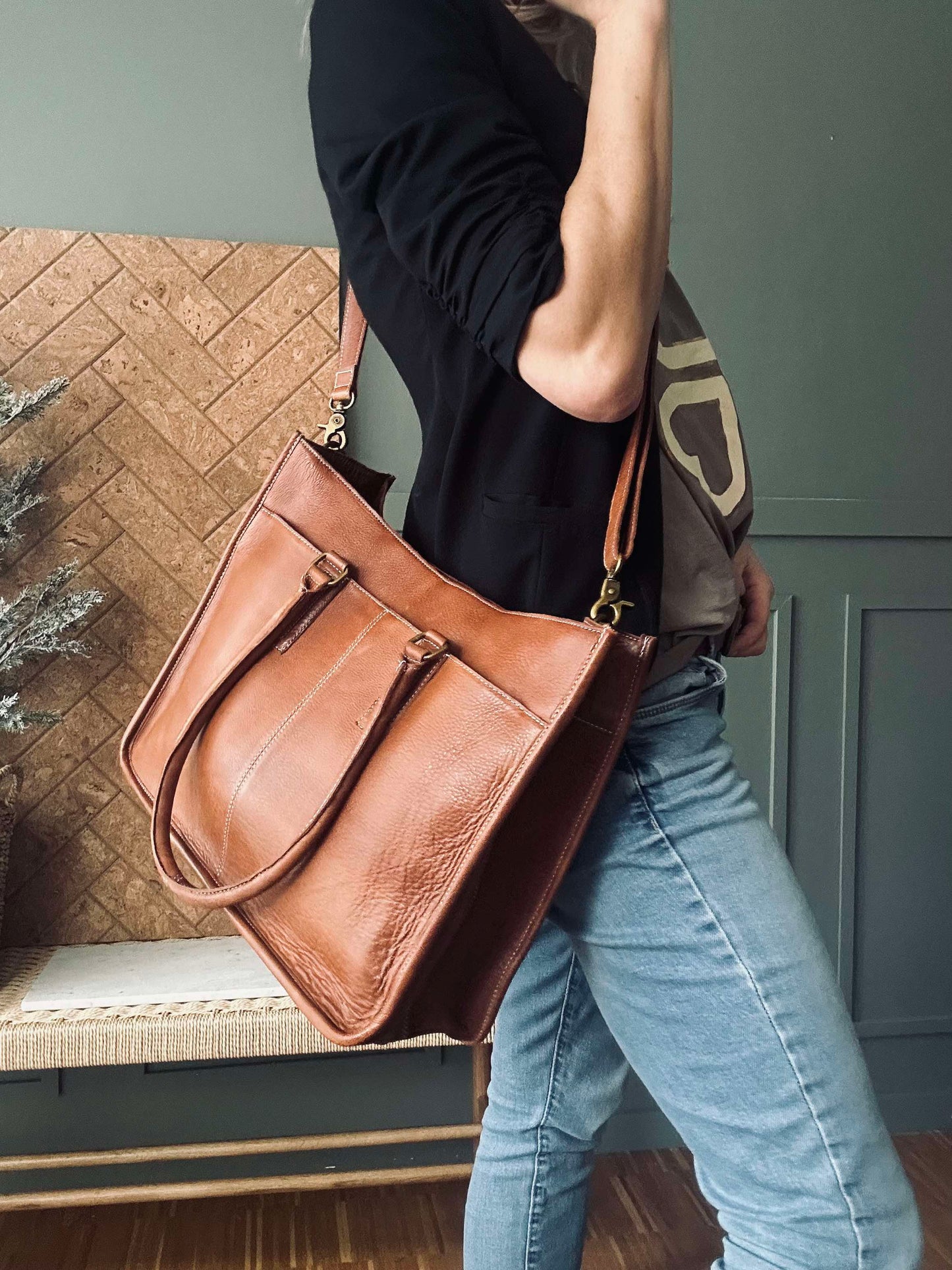 Arbejdstaske - Walnut leather