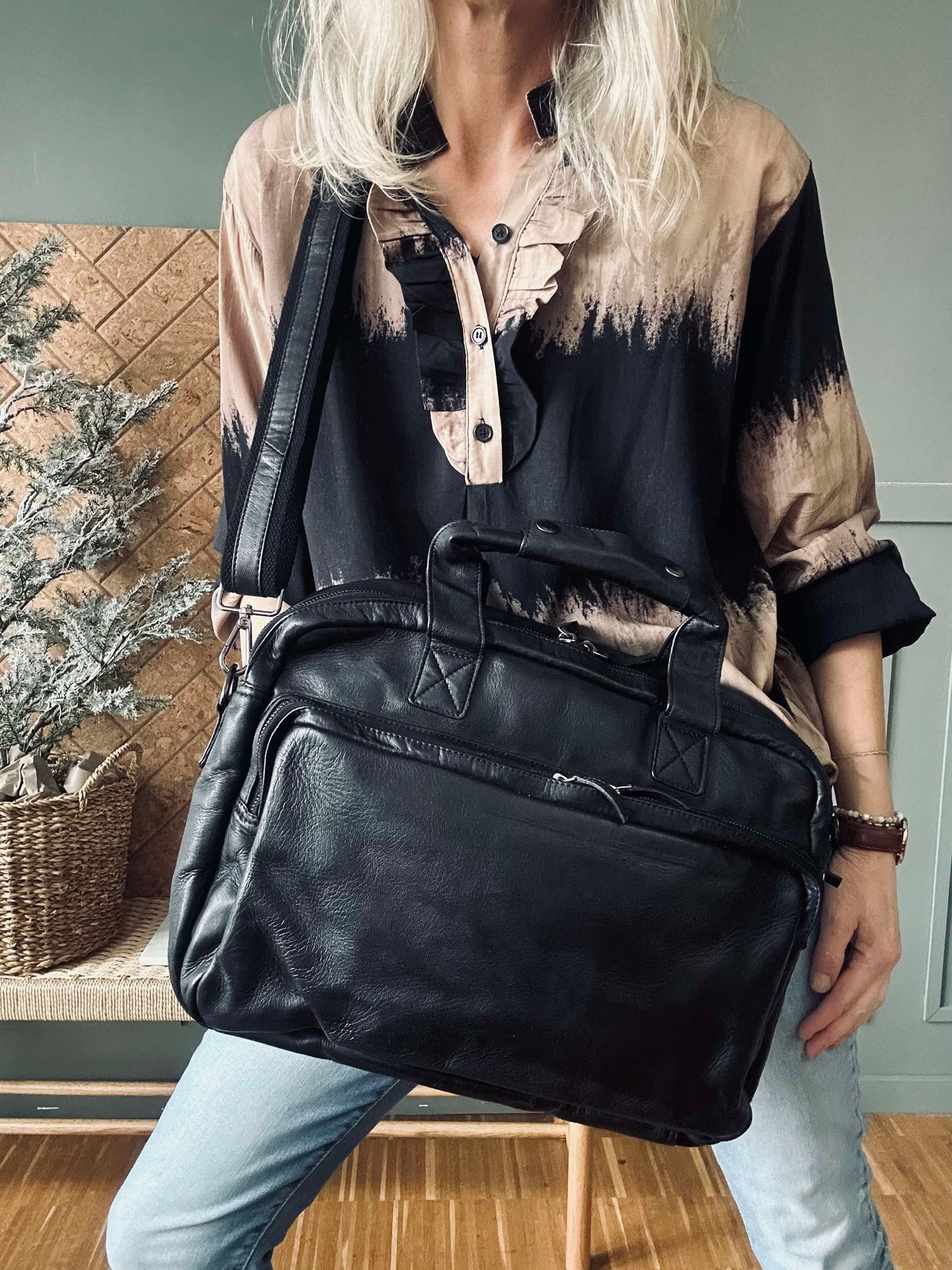 Arbejdstaske - Black Cow leather
