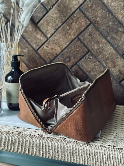 Toilettaske Halima Walnut - Small