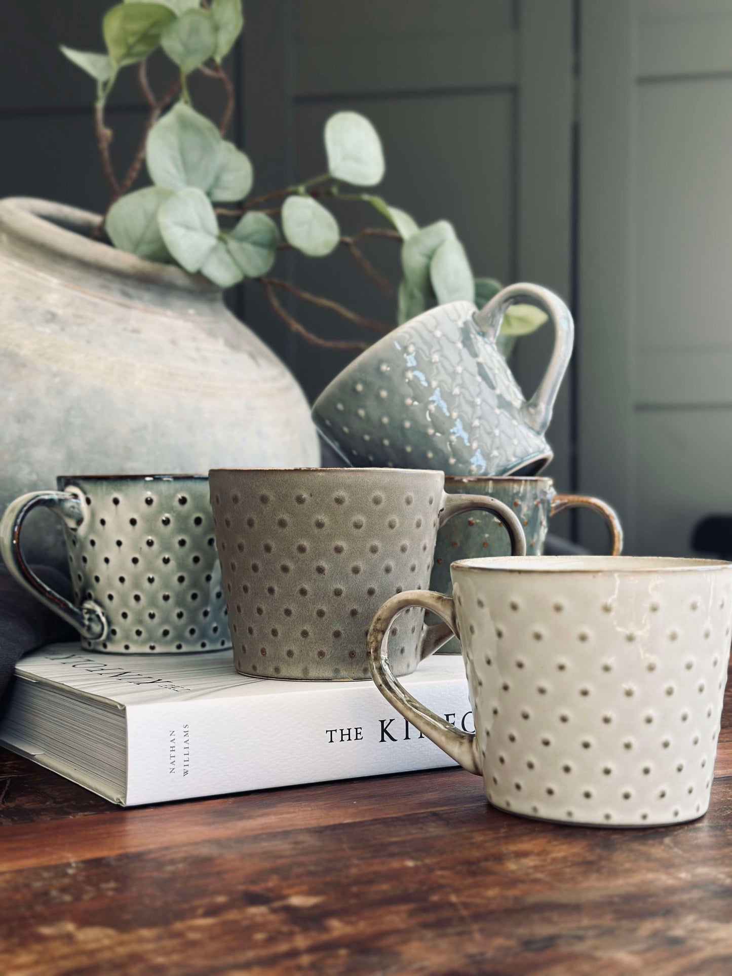 Krus DORA Dots - Grå