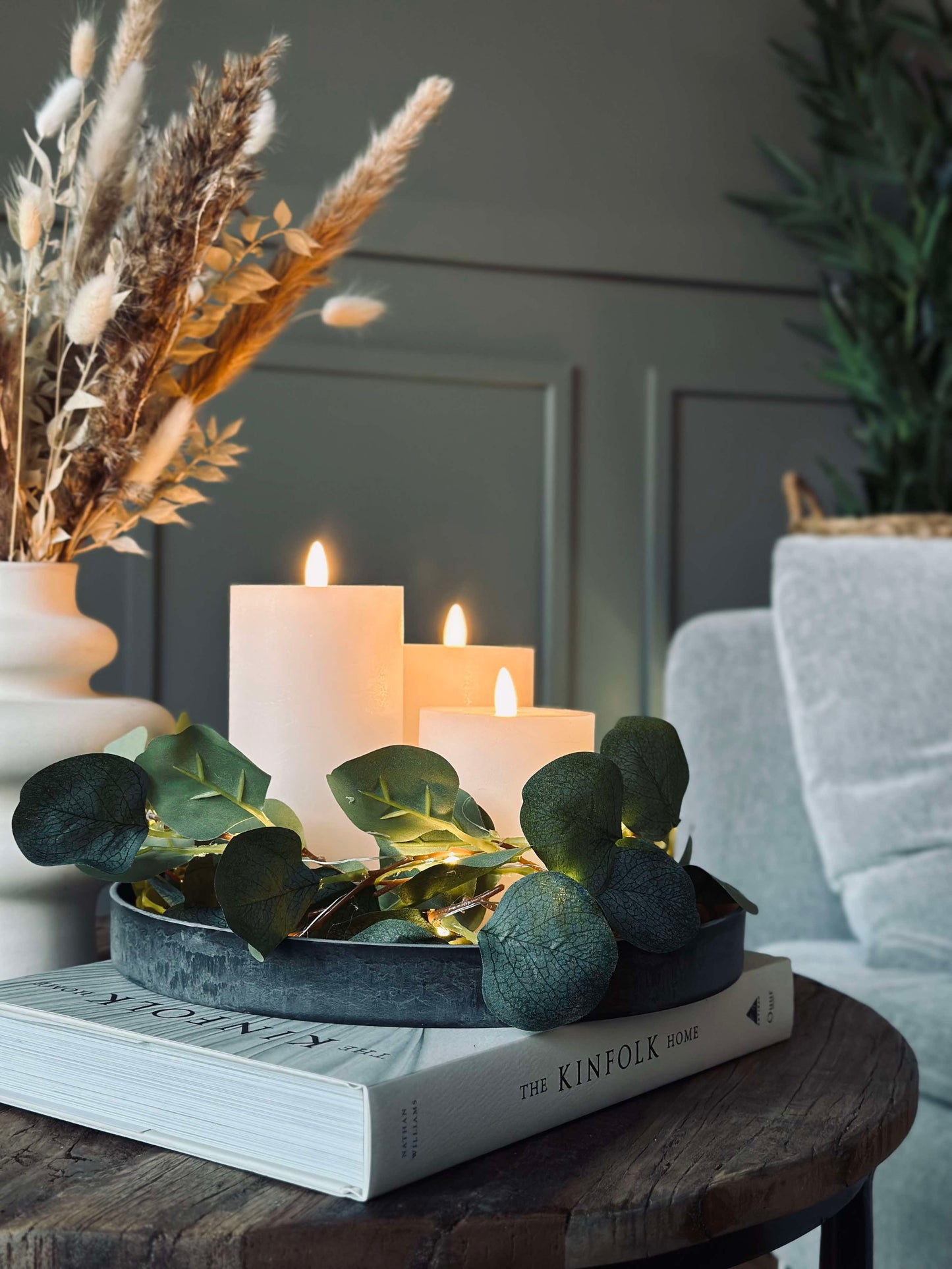 Rund fad / bakke i beton look - Mellem