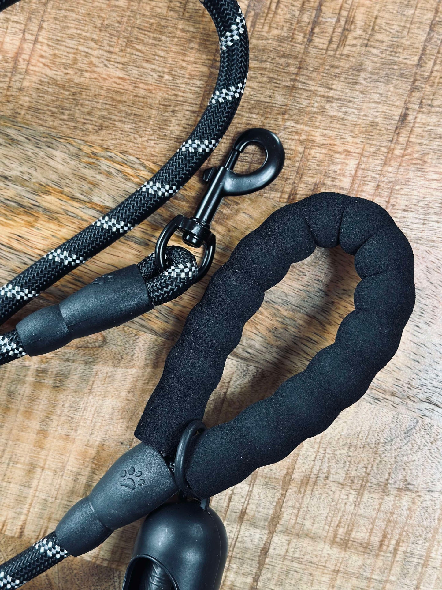 Hundesnor 1,5 meter med poseholder