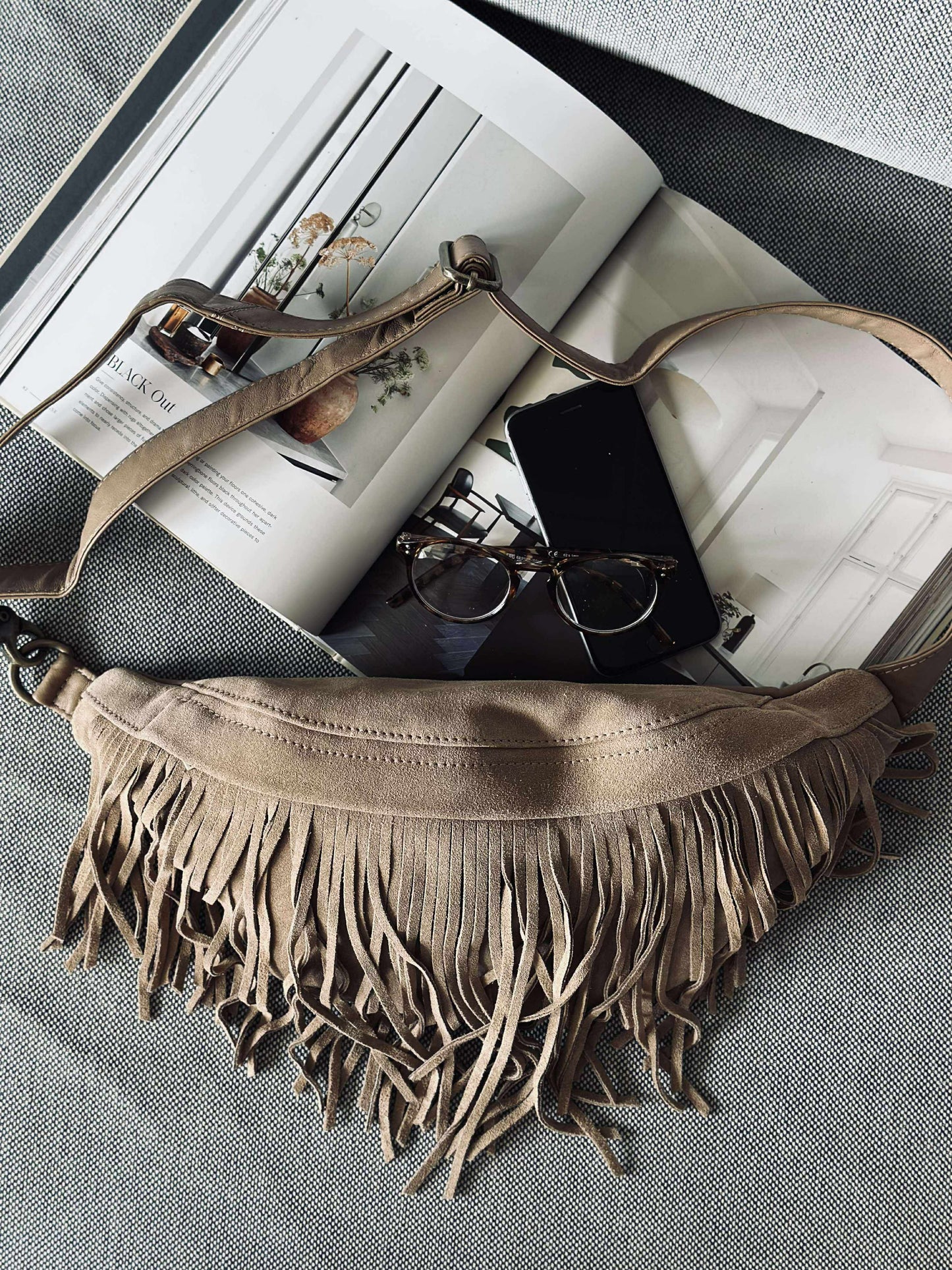 Bumbag med frynser - Sand