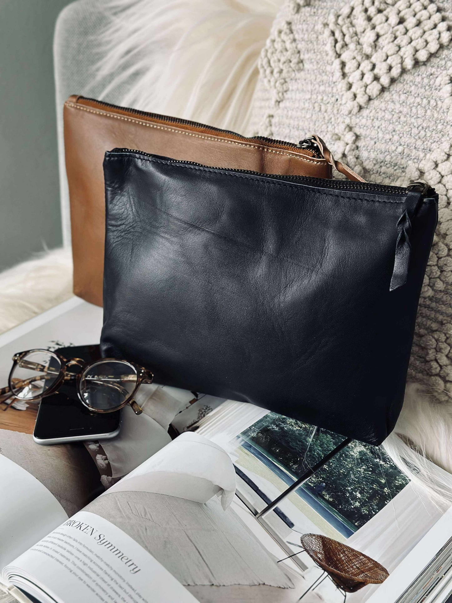 Kosmetikpung / Clutch - Black leather