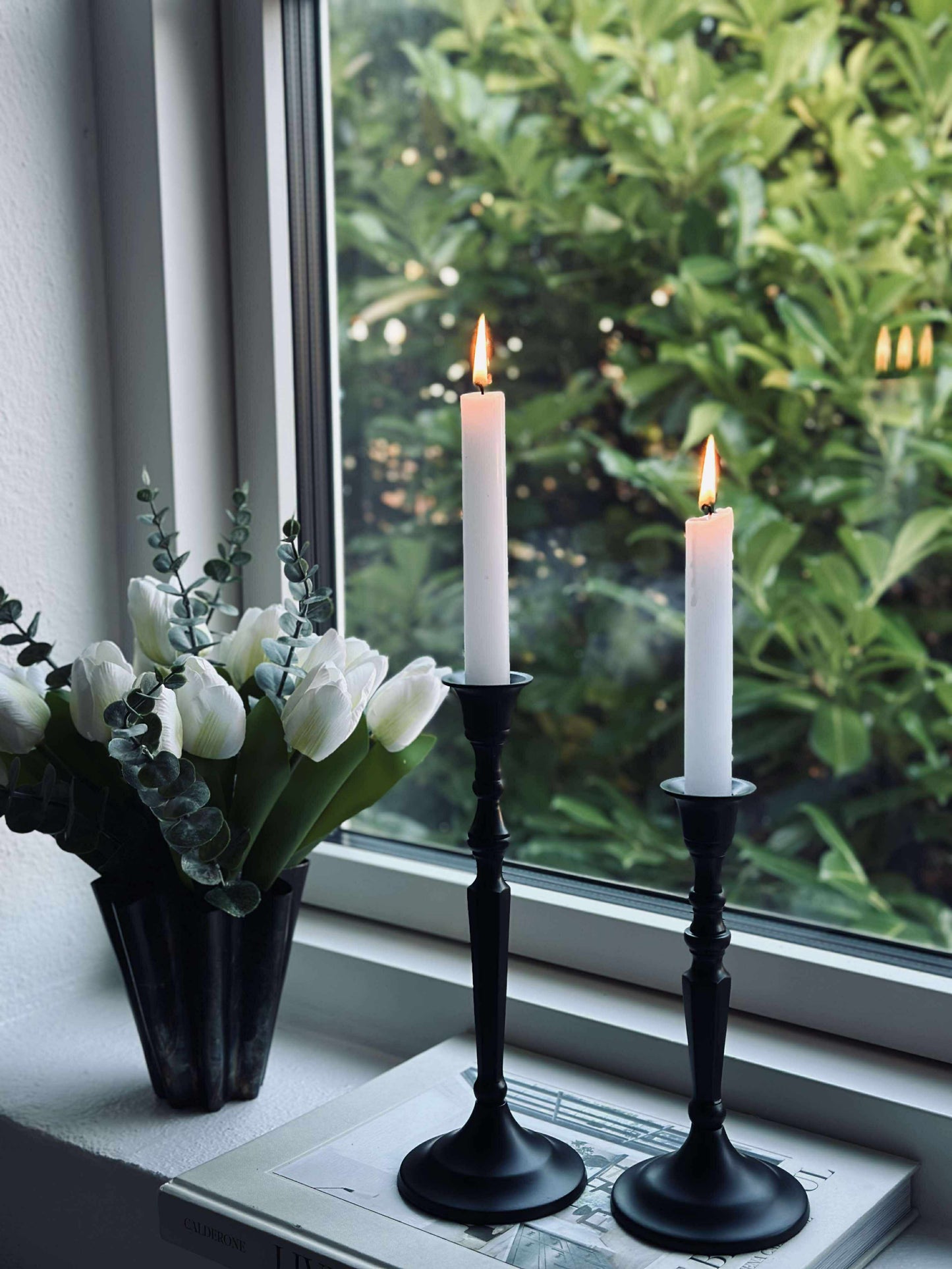 Lysestage kantet Alu sort
