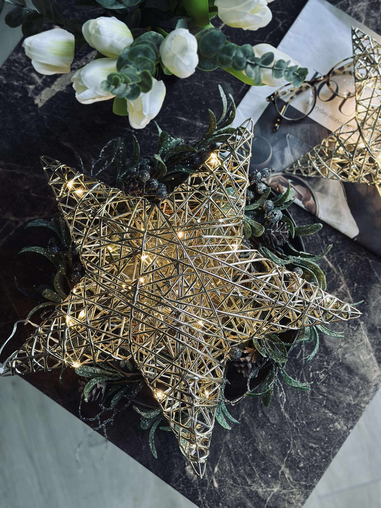 Stjerne med LED lys - Gold