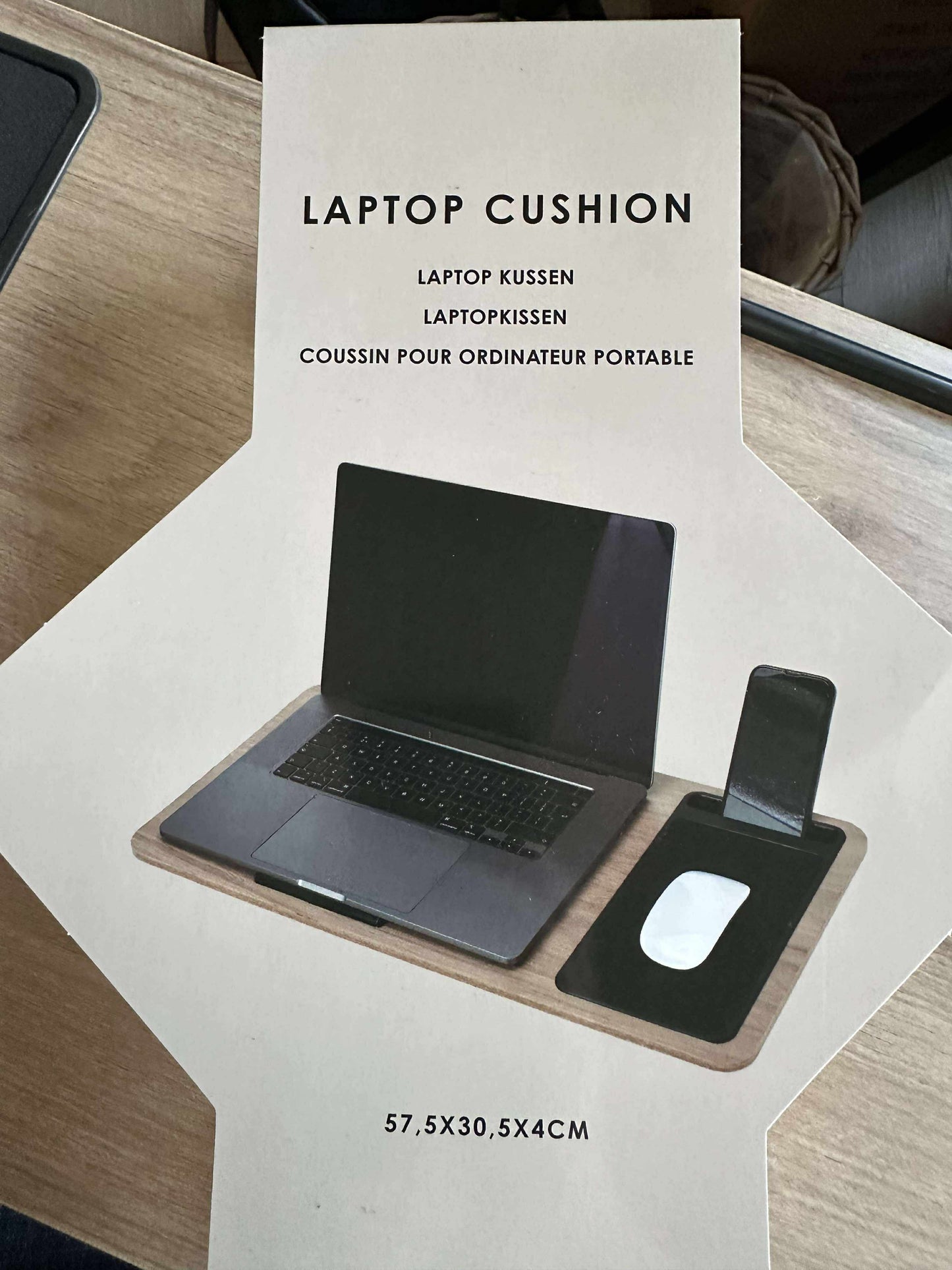 Bakkebord til laptop og telefon