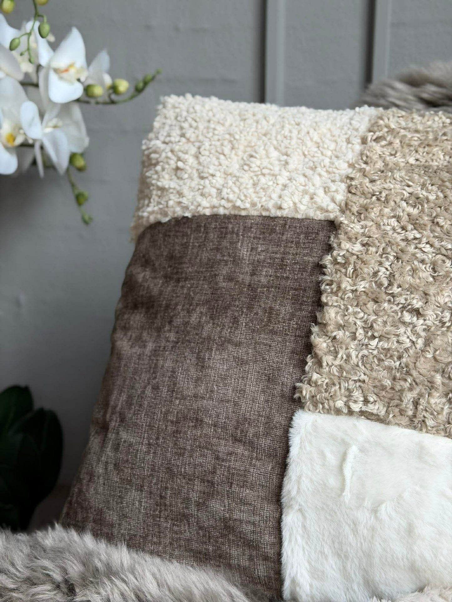 Pude med fyld 45x45 cm - Chenille