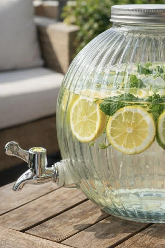 Dispenser til kolde drikke - 5,5 liter.