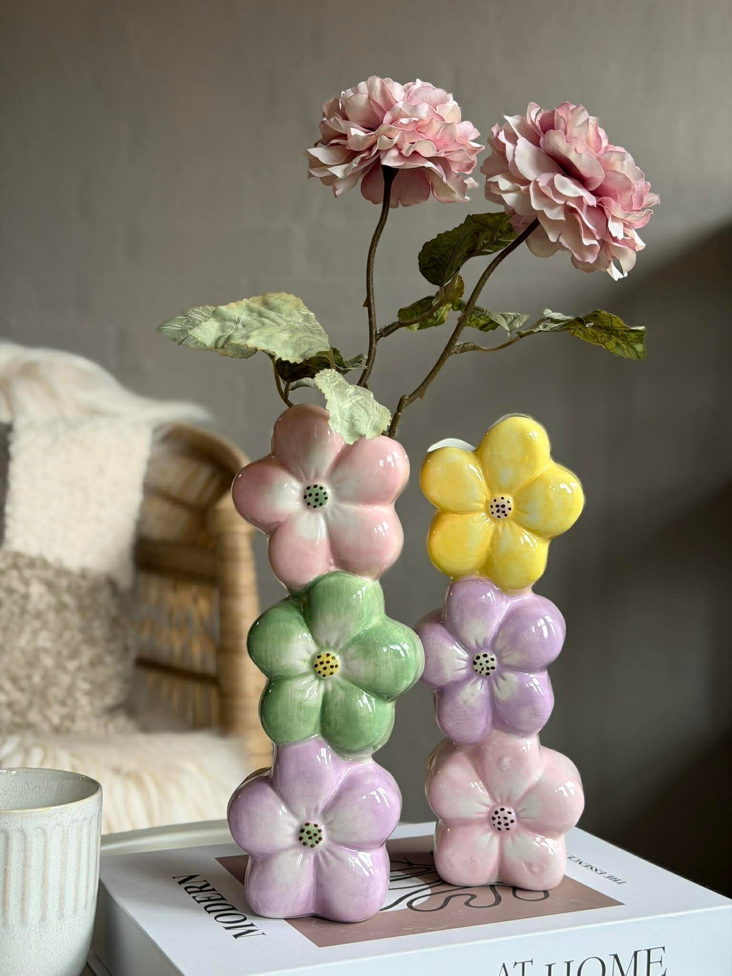 Vase med pastel blomster - Color mix