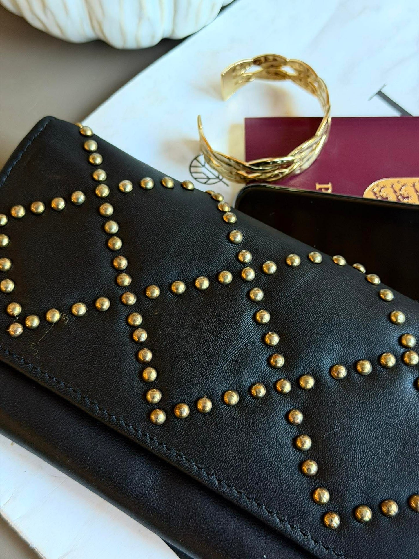 Clutch med nitter - LIMA large black