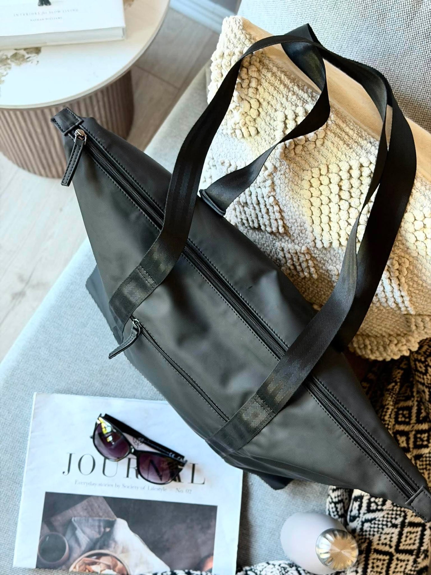 Shopper - black daisy