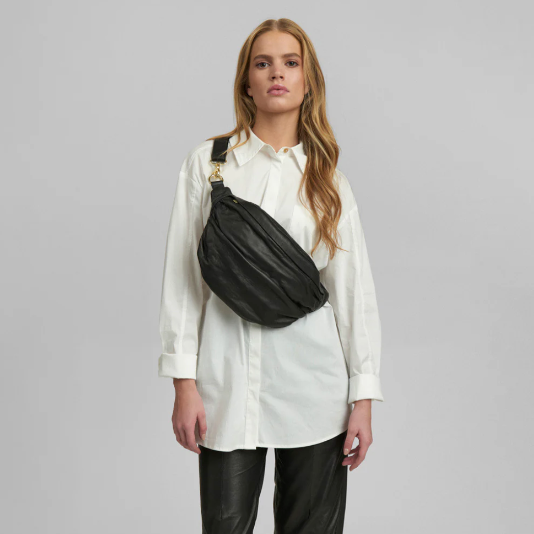 Bumbag Nero - Ultra soft leather