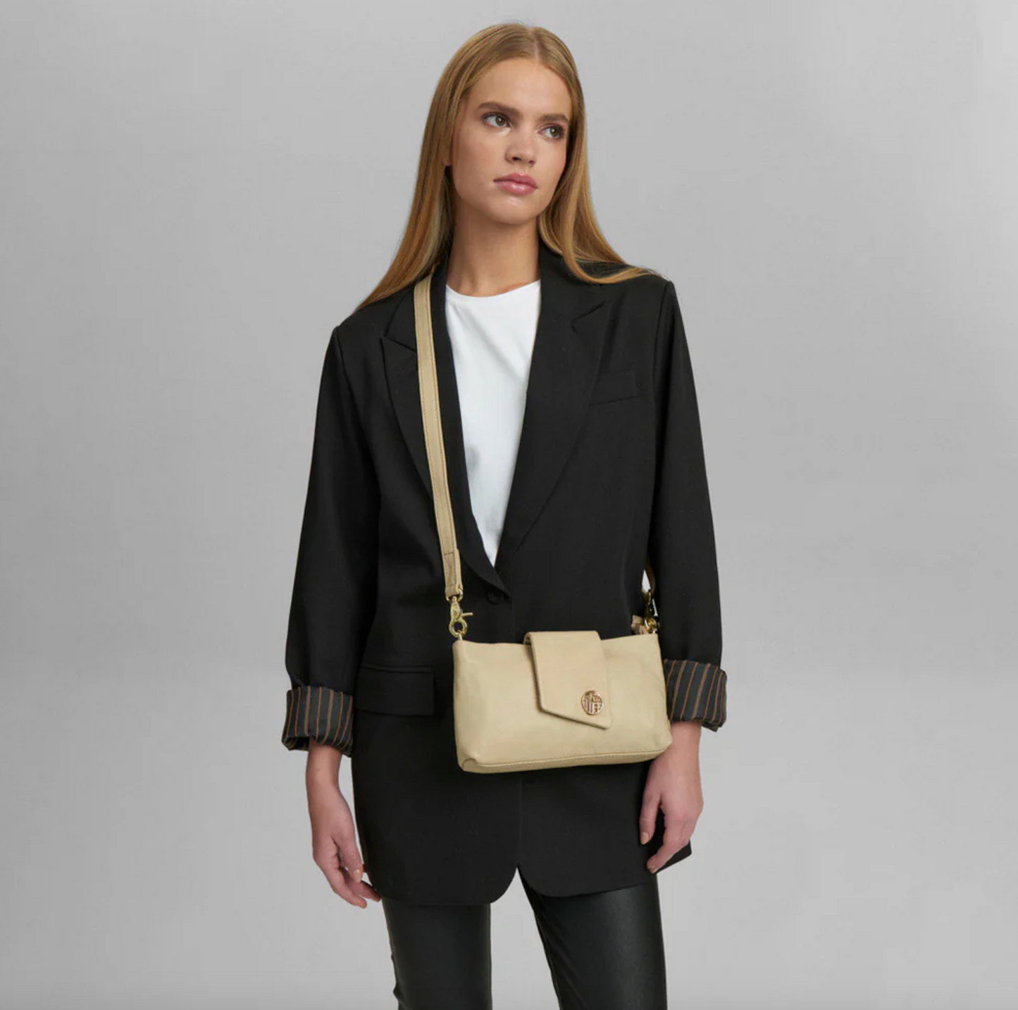 Stilfuld clutch - Soft sand