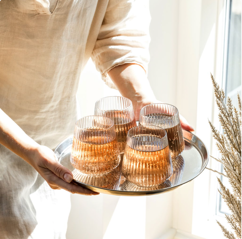 Stilrene plastikglas til hverdag og fest - 4 stk
