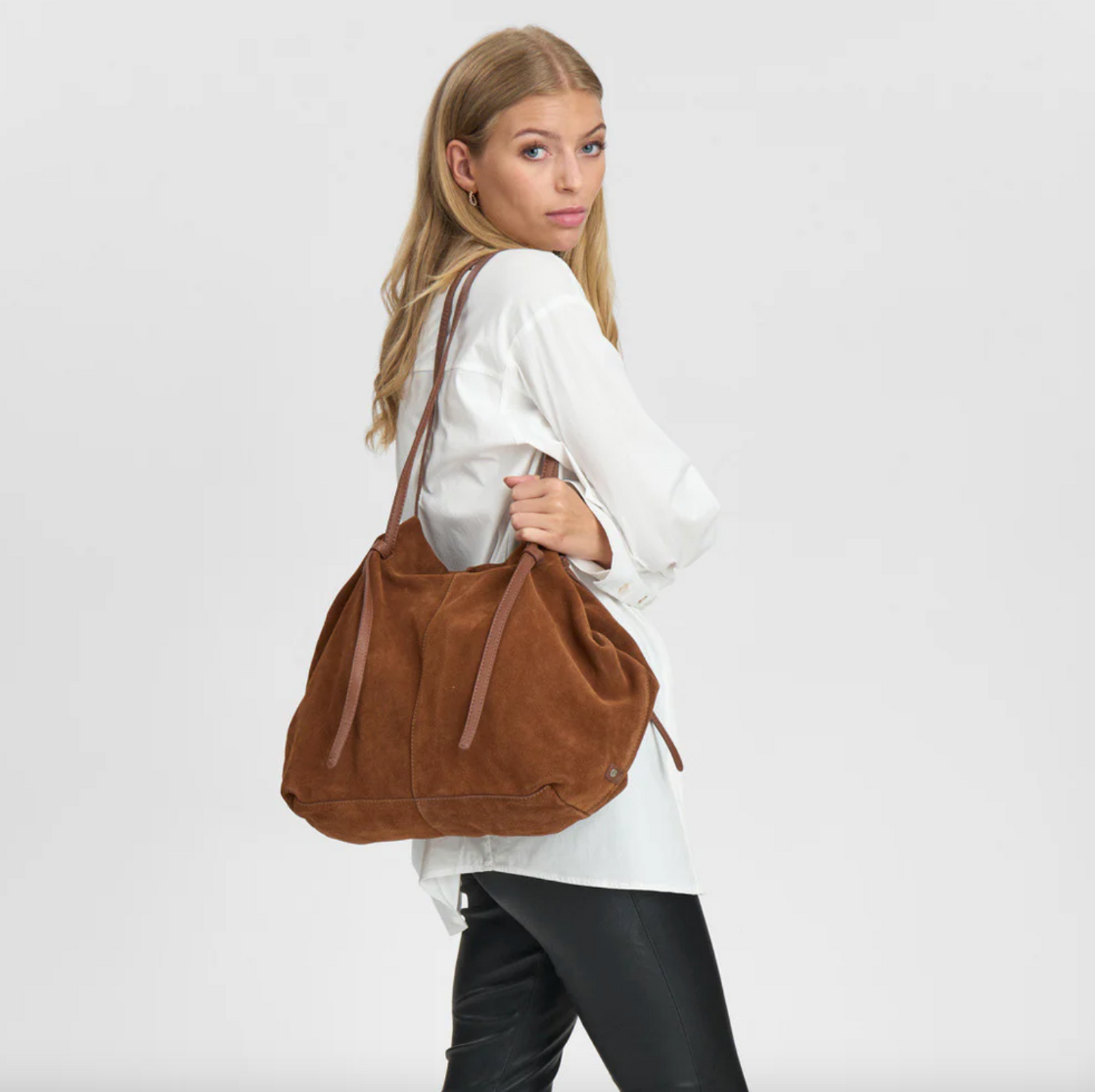Smuk ruskindsshopper - Cognac