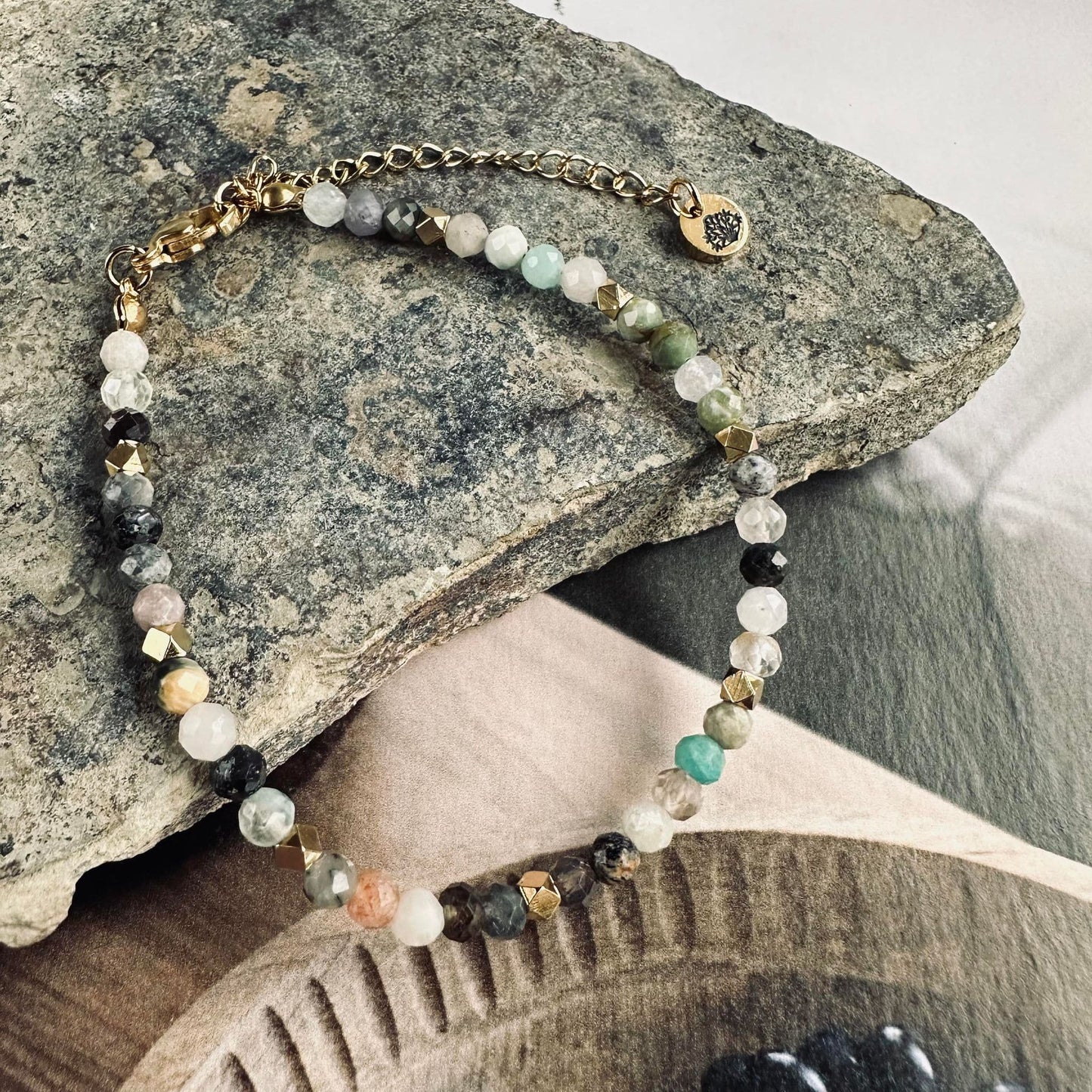 Armbånd Liv Mix Stone - VIAMAJA.DK