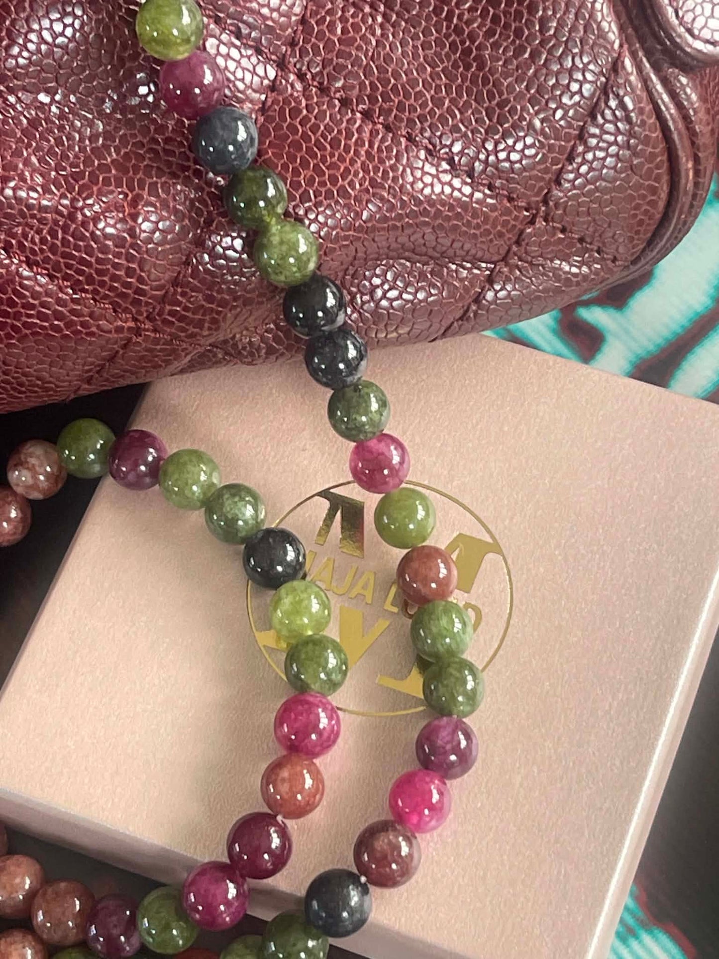 Armbånd Mary Emerald/Berry Mix