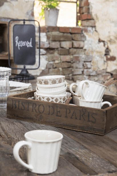 Bakke med skrift - VIAMAJA.DK