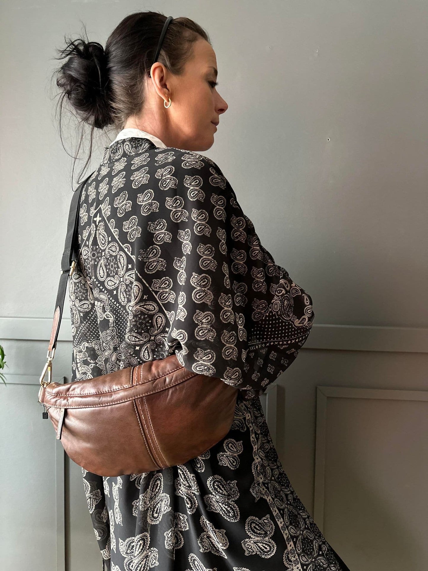 Bumbag m. kontrast - Dark cognac - VIAMAJA.DK