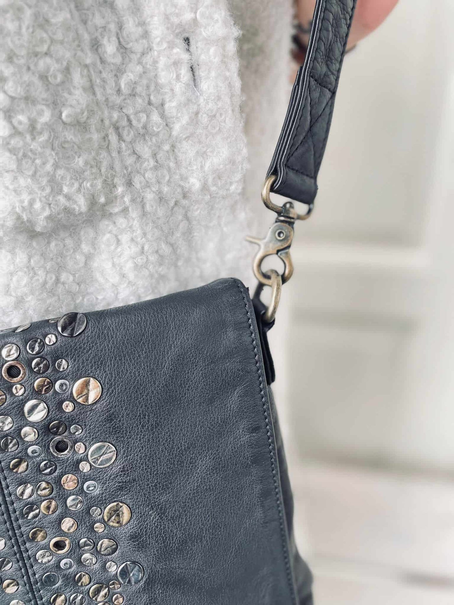 Cross over MIX i lækker kalveskind - BLACK - VIAMAJA.DK