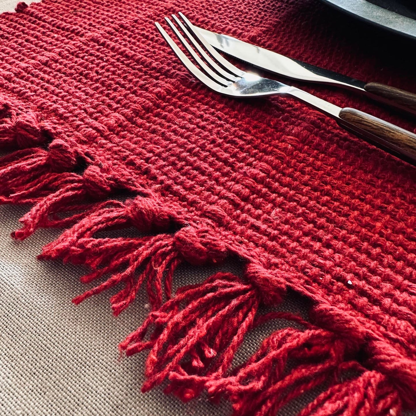 Dækkeserviet Antik rød - Recycling Cotton - VIAMAJA.DK