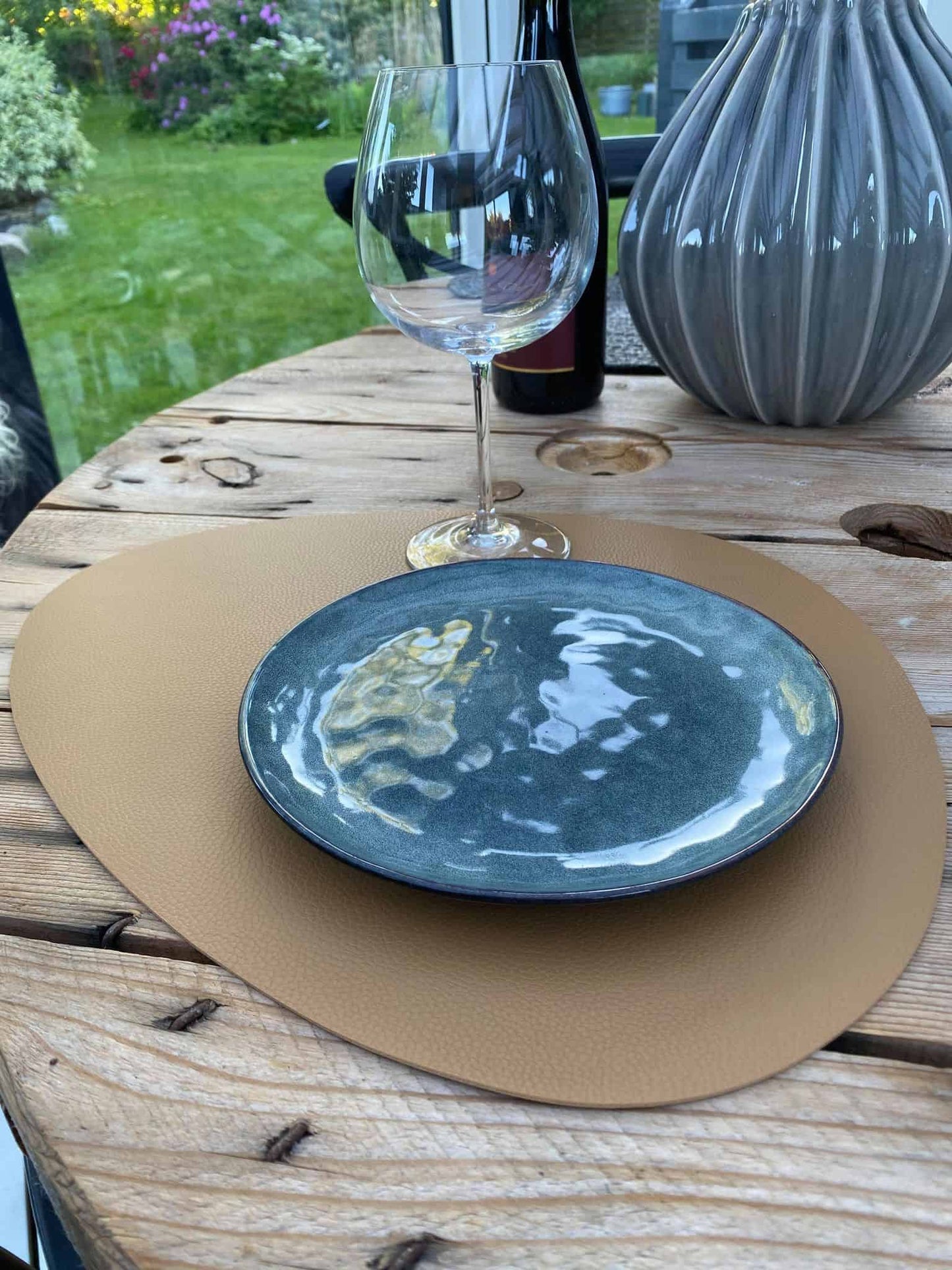 Dækkeserviet – Oval Camel - VIAMAJA.DK