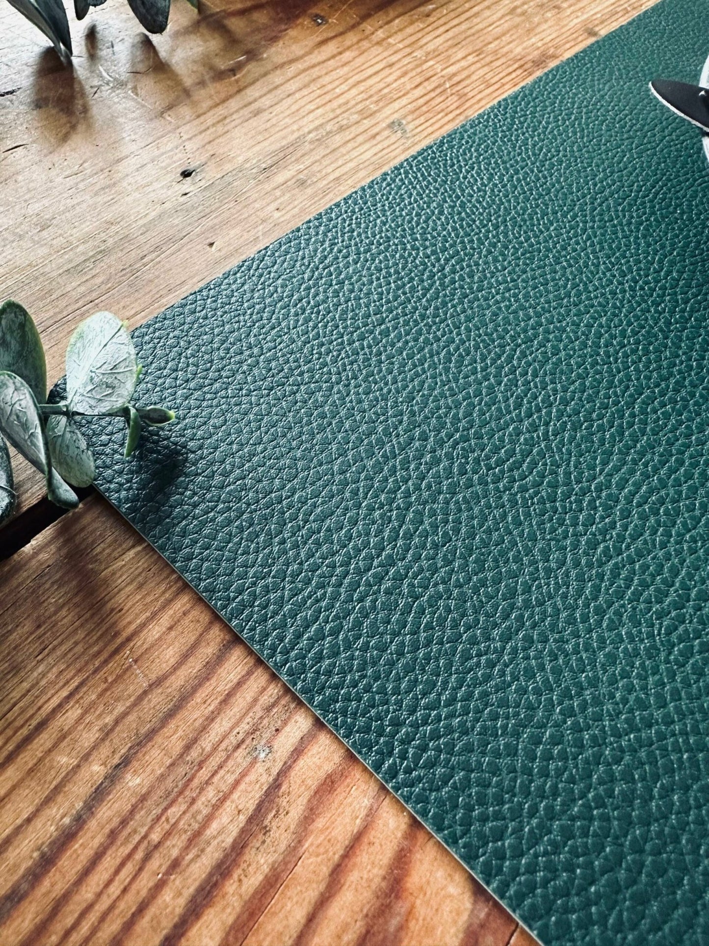 Dækkeserviet – Vendbar mint / flaskegrøn - VIAMAJA.DK