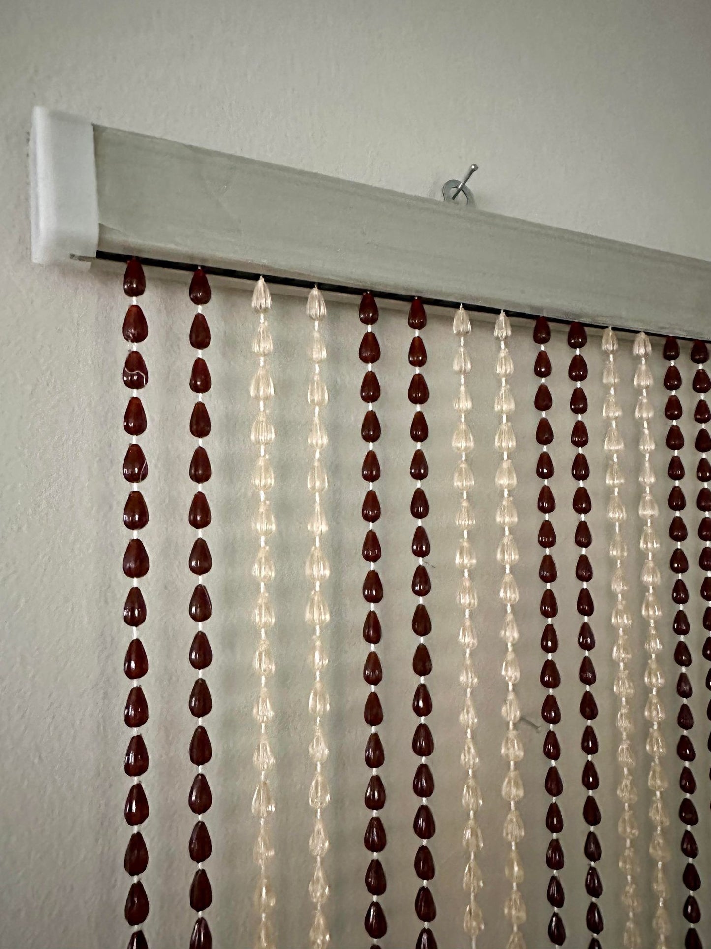 Forhæng i flotte perler – 90 x 200 cm - VIAMAJA.DK