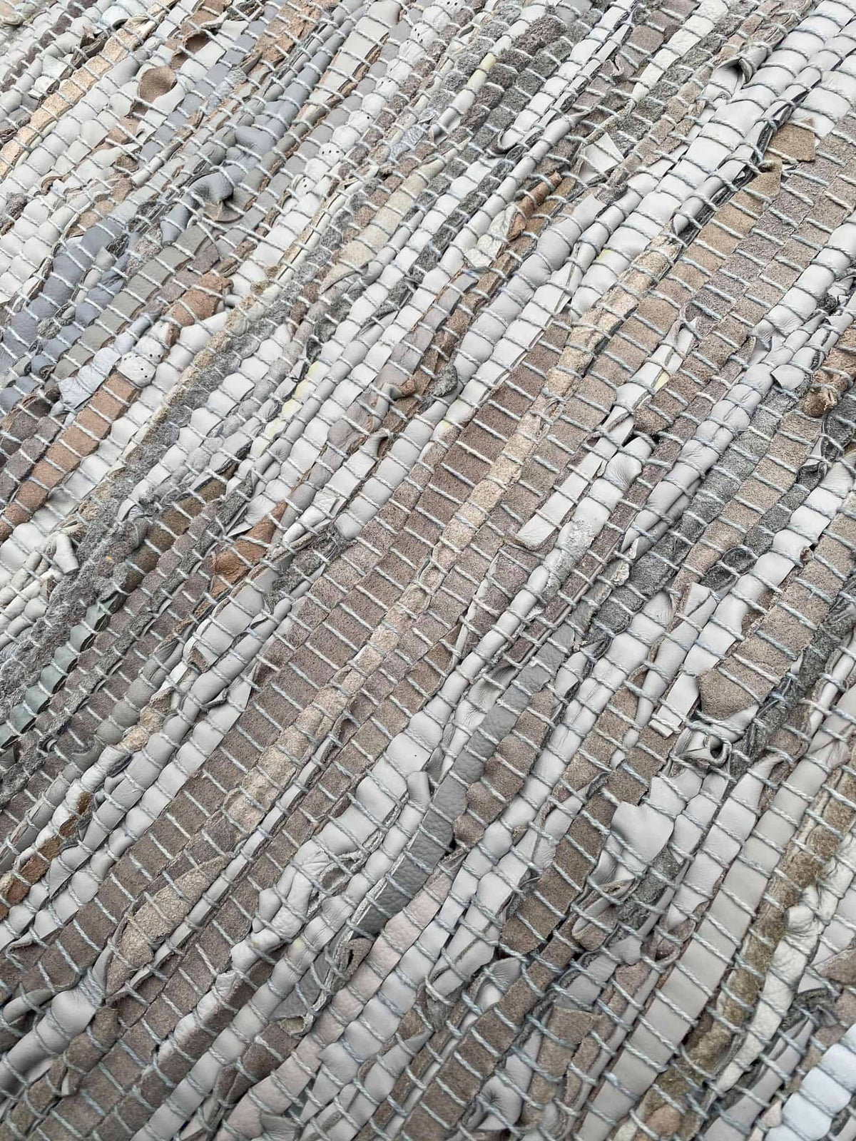 Gulvtæppe i skind – 70X200cm - VIAMAJA.DK