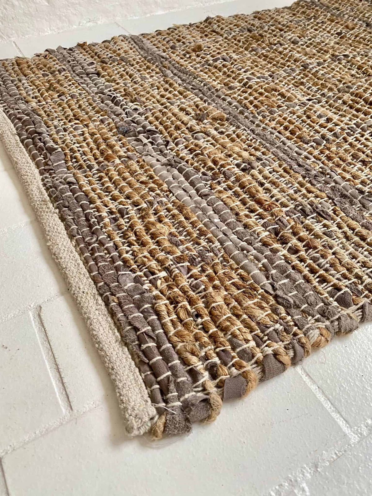 Gulvtæppe skind og Jute - Beige 60x90cm - VIAMAJA.DK