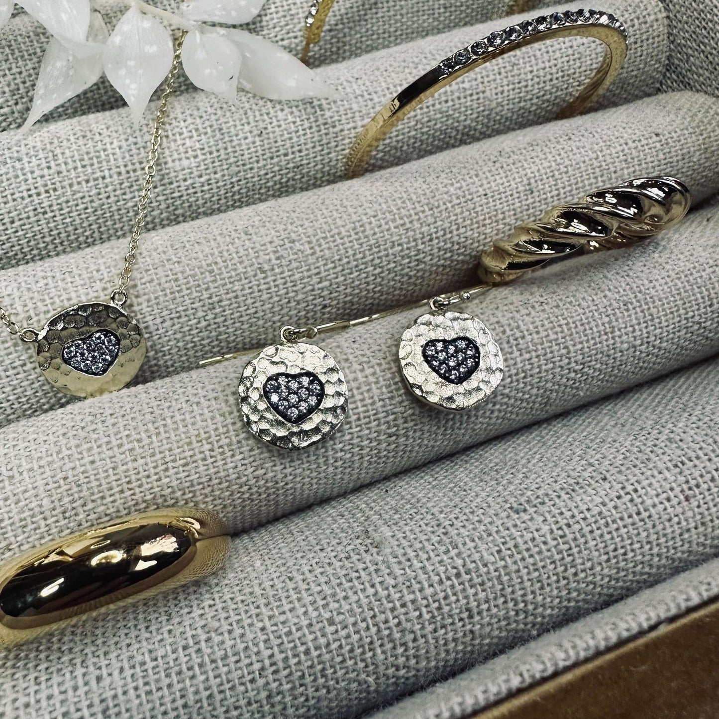 Halskæde Hjerte - forgyldt - VIAMAJA.DK