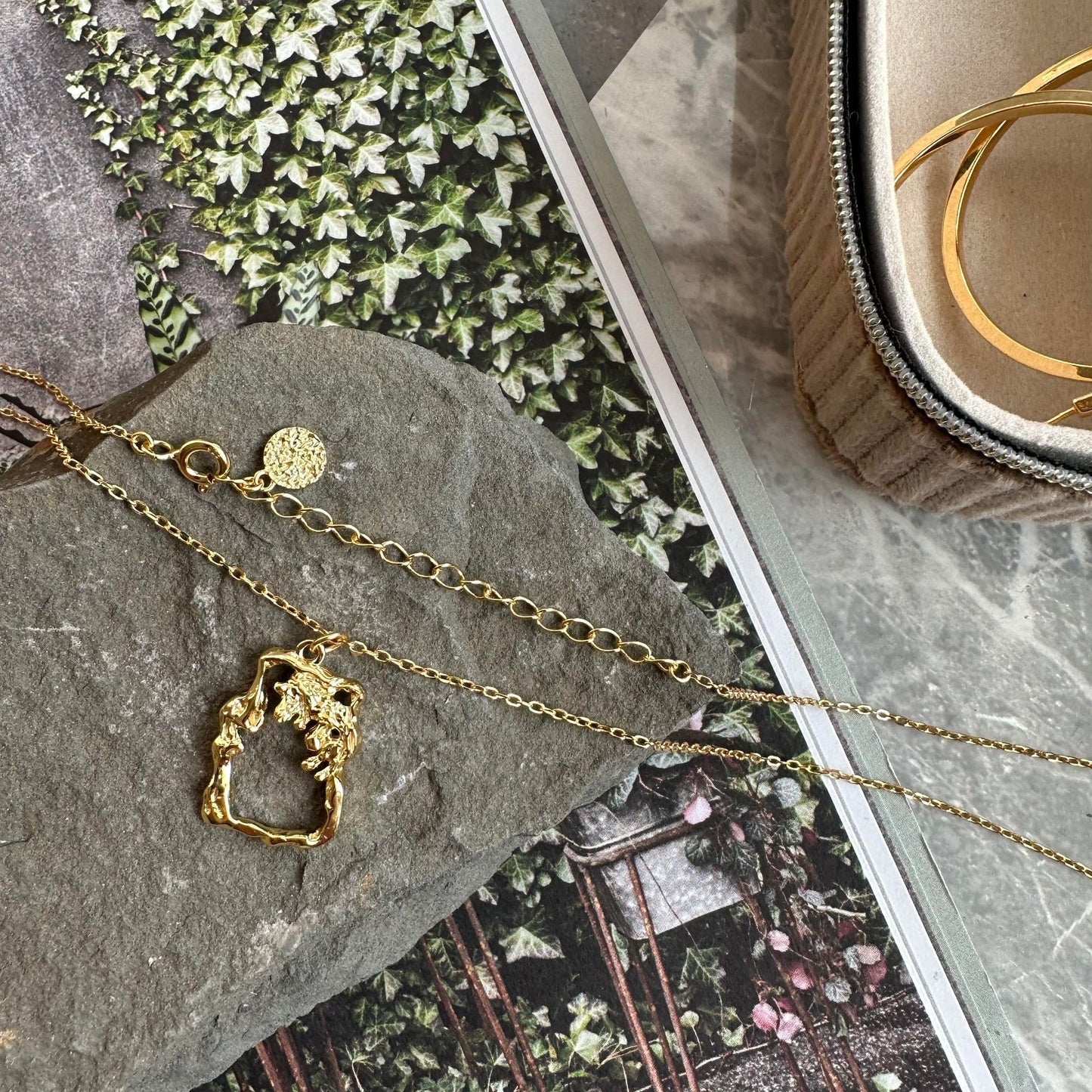 Halskæde Victoria 18K forgyldt - VIAMAJA.DK