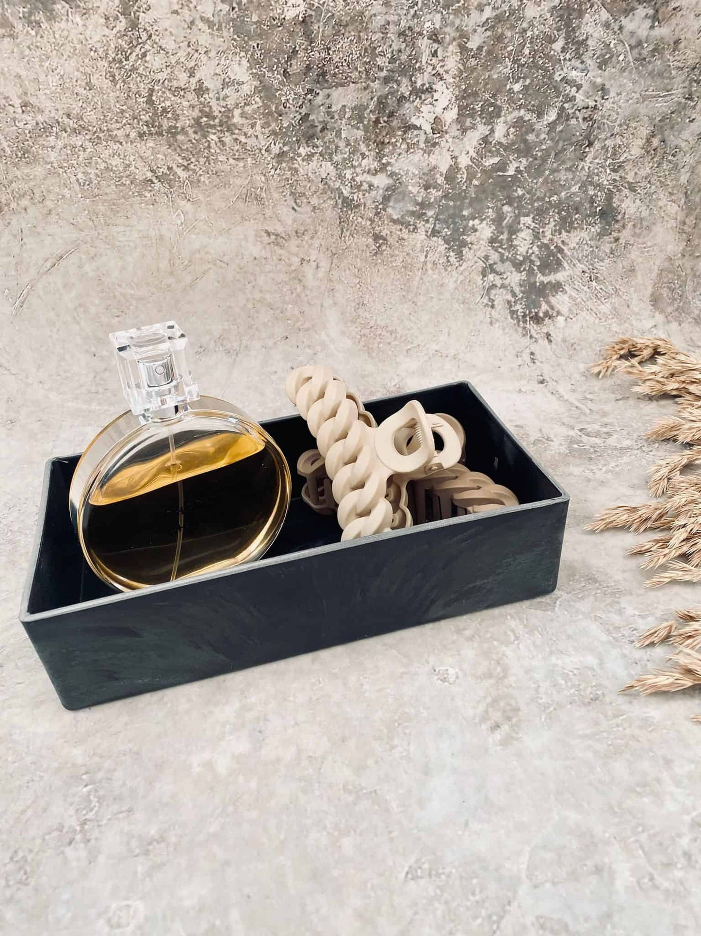 Kasse i beton look - VIAMAJA.DK