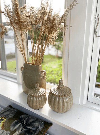 Keramik krukke med låg – Creme // Lille - VIAMAJA.DK