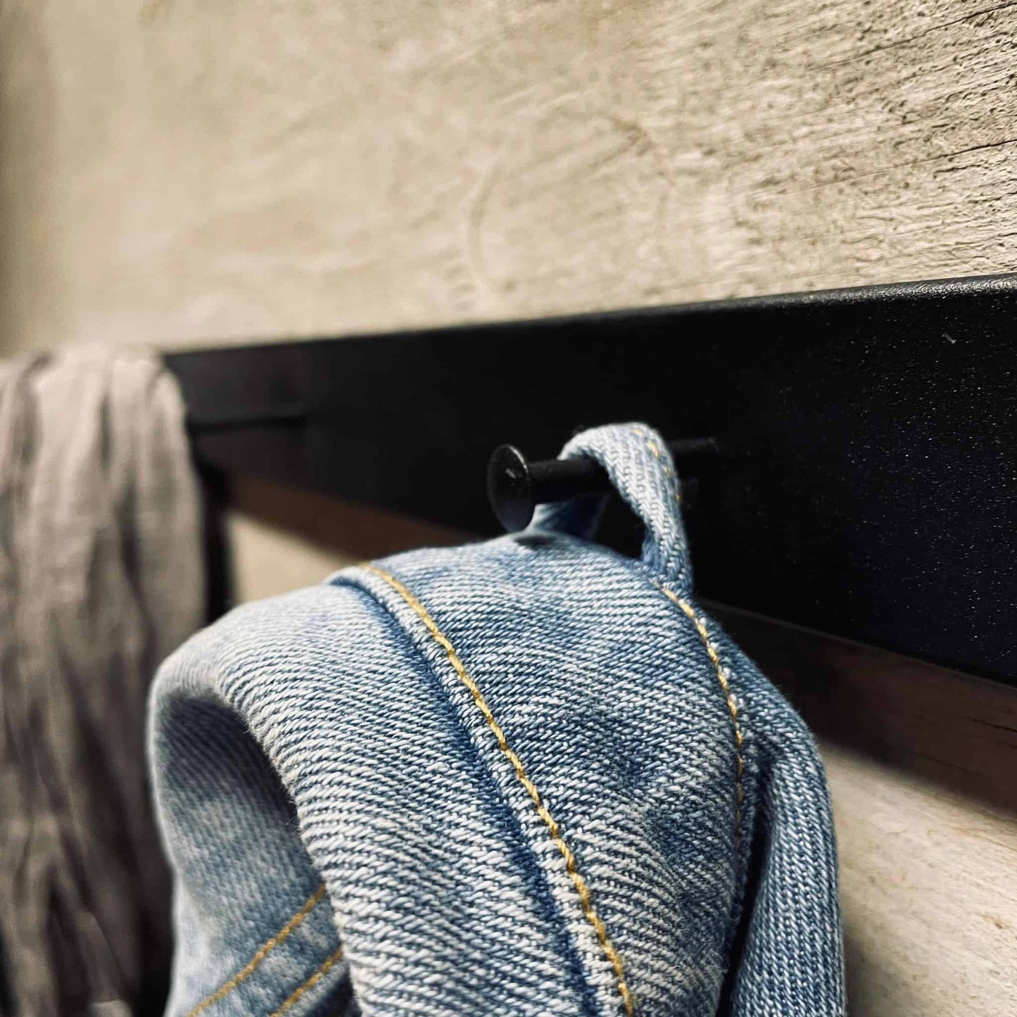 Knagrække med knager sort jern - VIAMAJA.DK