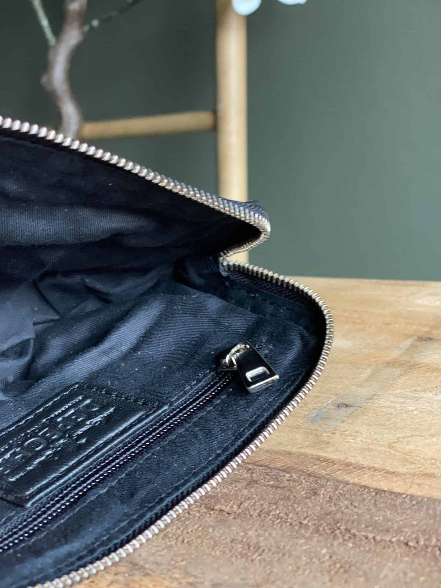 Kosmetiktaske SORT -JULEGAVEHIT - VIAMAJA.DK