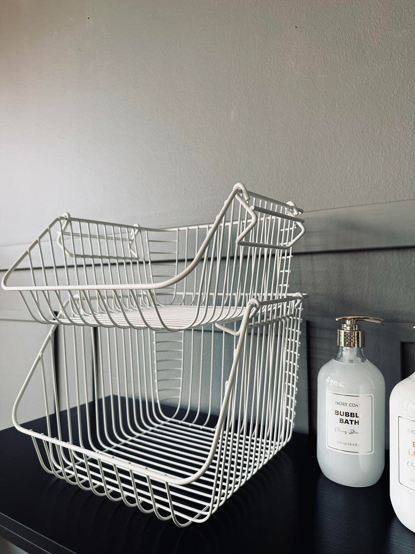 Kurv til opbevaring - Hvid stabelbar SMALL - VIAMAJA.DK