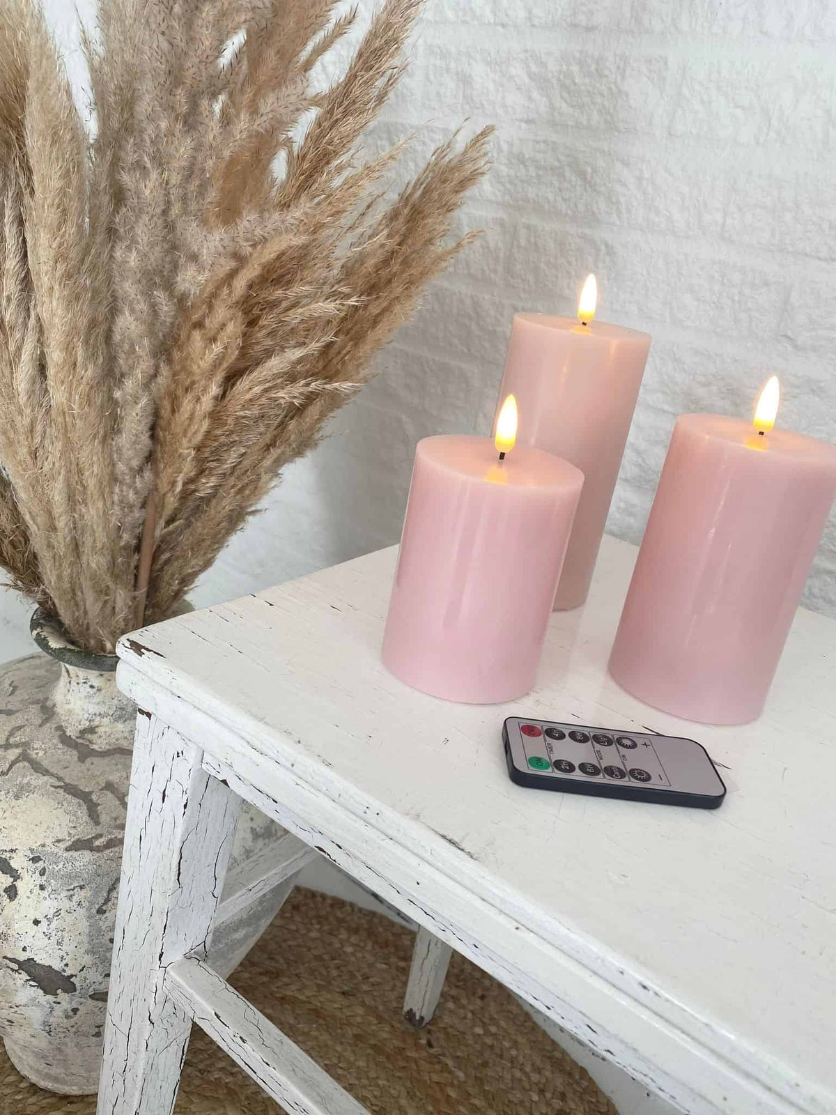 LED Bloklys Rosa - Sæt med 3lys ink fjernbetjening - VIAMAJA.DK