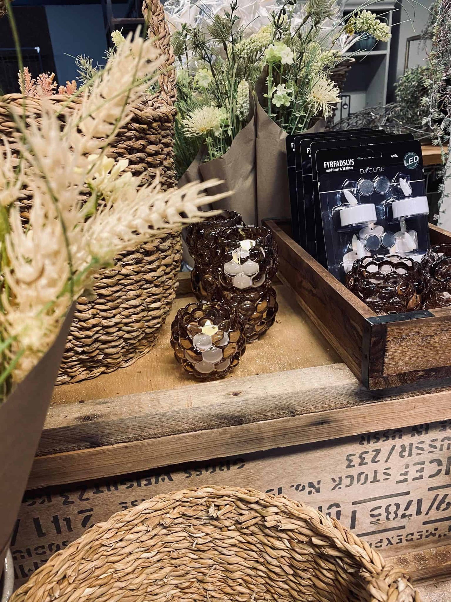 LED Fyrfadslys med ny 3D flamme - 4 stk - VIAMAJA