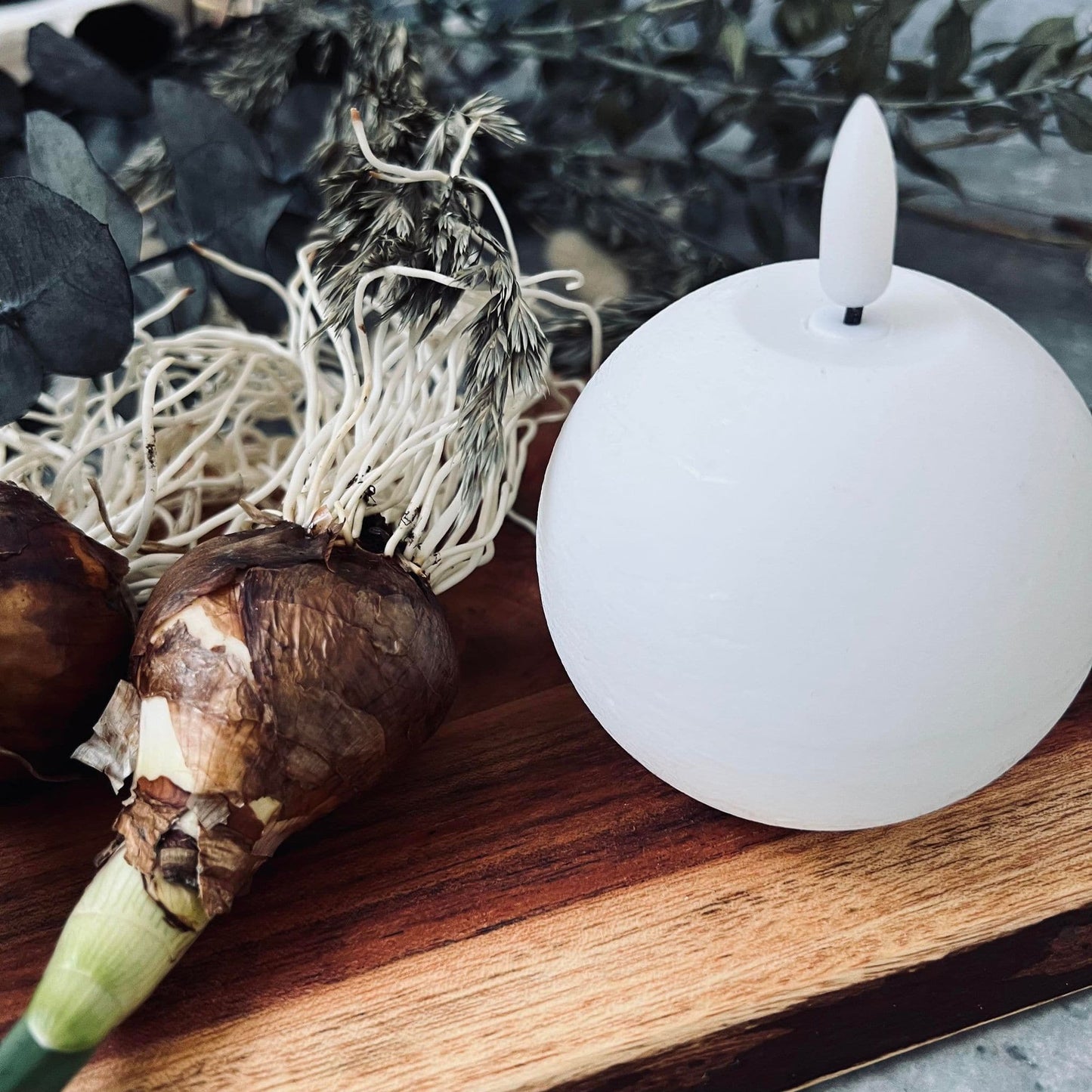 LED Kugle Lys - Ø 10cm - VIAMAJA.DK