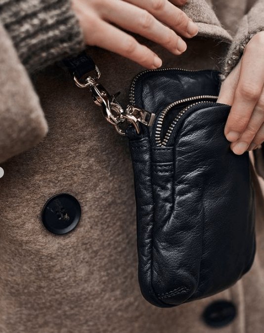 Mobiltaske - Black / Gold - VIAMAJA.DK