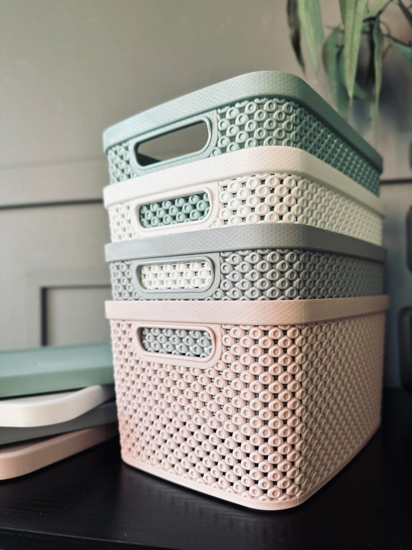 Opbevaringskasse med låg - Small grå - VIAMAJA.DK