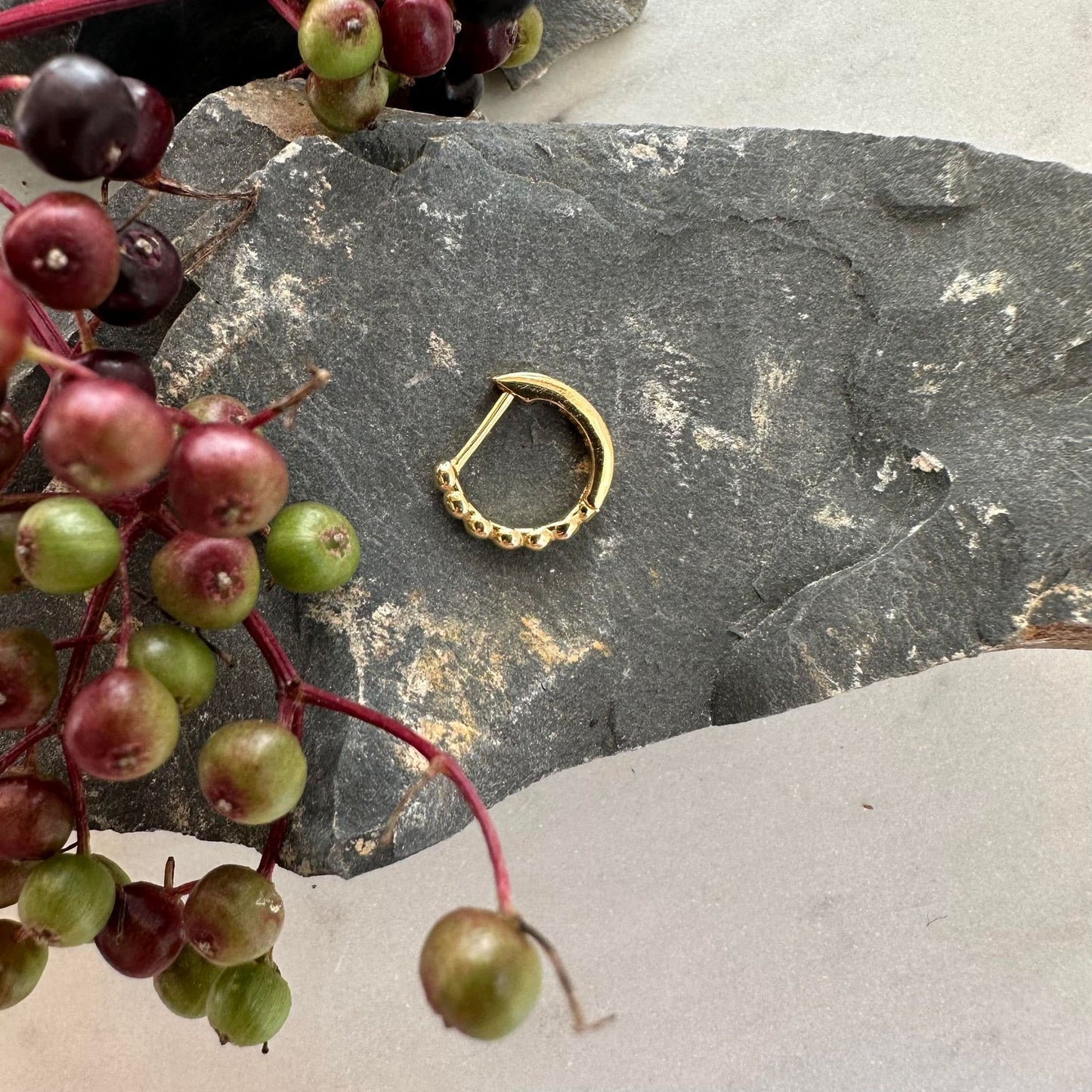 Ørering Single Marble 18K forgyldt - 1 stk - VIAMAJA.DK