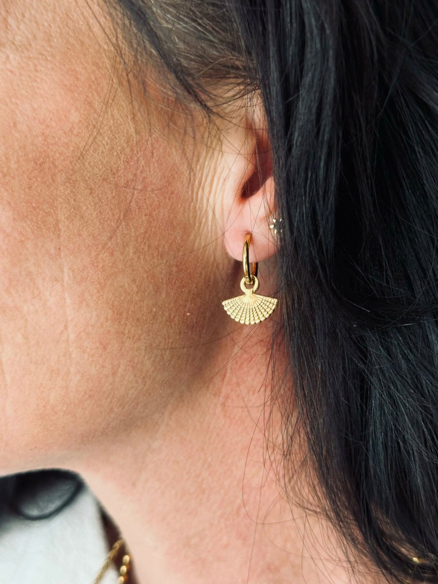 Øreringe Ella 18k forgyldt – Vandfast - VIAMAJA.DK