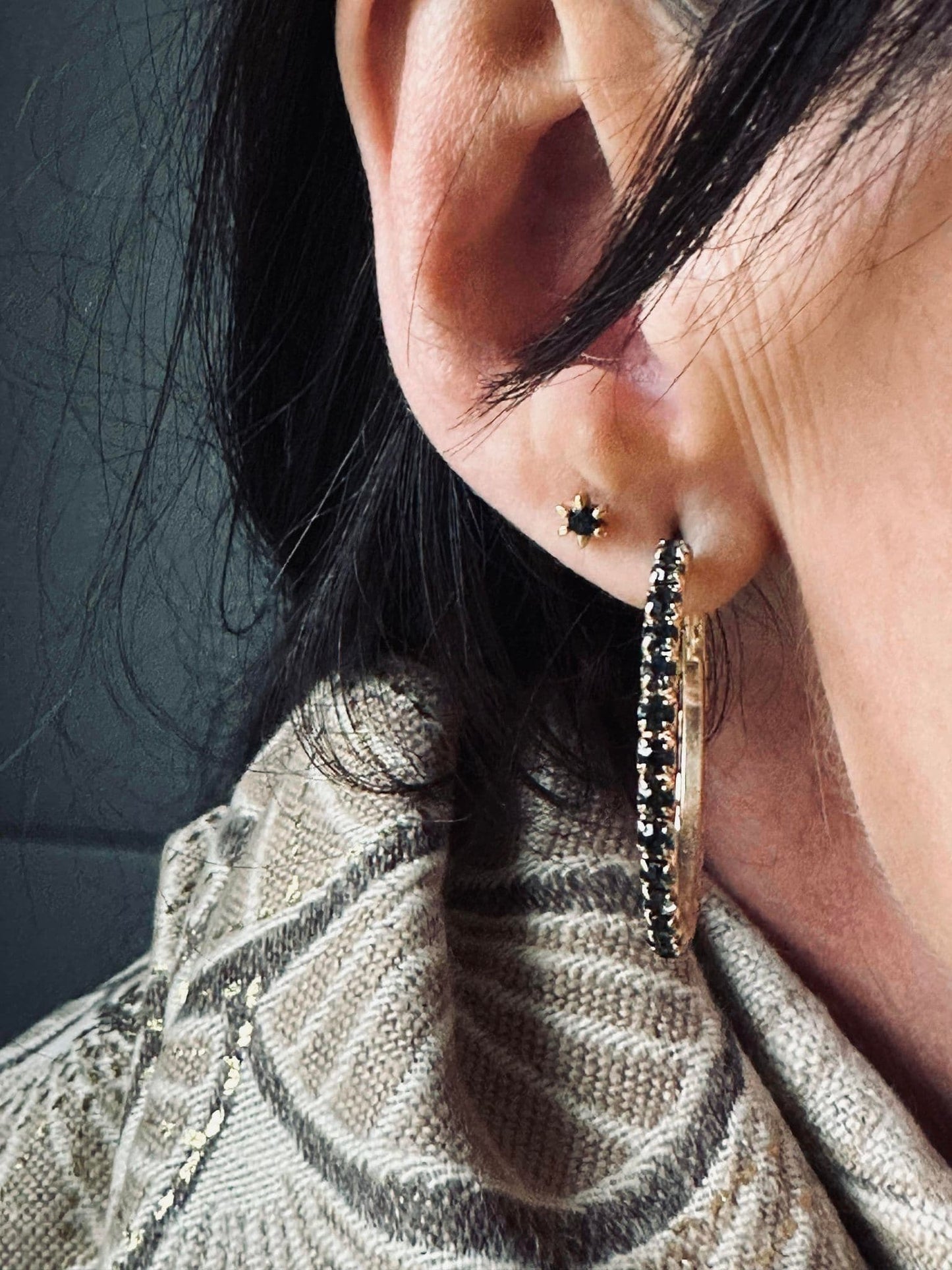 Ørestikker GIA – Black 18K forgyldt - VIAMAJA.DK