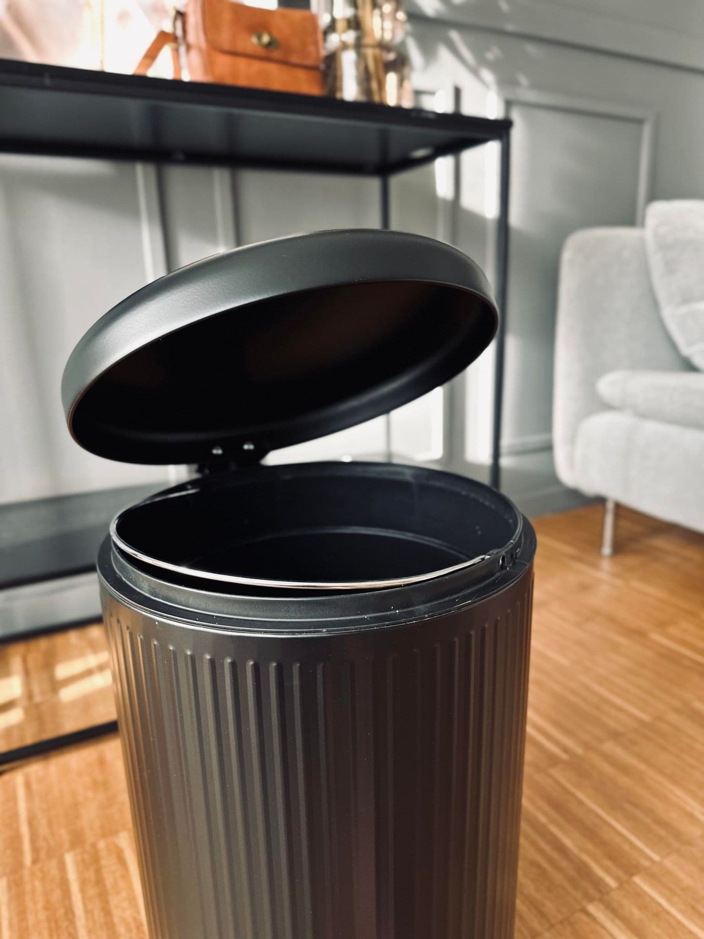 Pedalspand i sort metal - 20 liter - VIAMAJA.DK