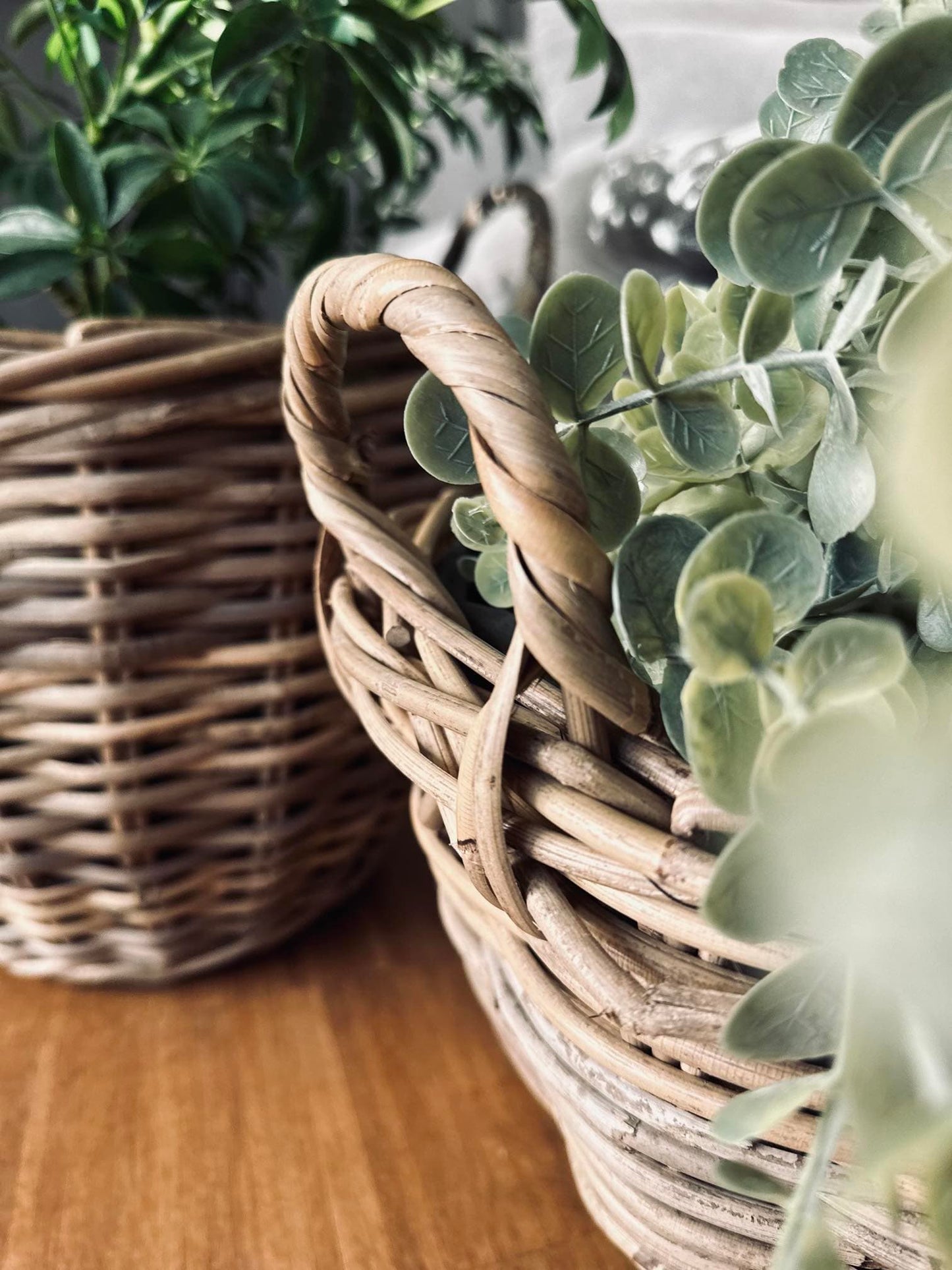 Plantekurv med håndtag - Medium - VIAMAJA.DK